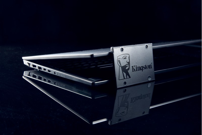 SSD  2,5 960Go SATA III A400  Read:500mb / Write:450mb *Kingston  SA400S37/960 *