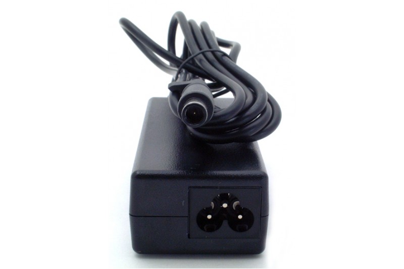 HP AC Smart pin slim power adapter (65-watt) * 751889-001 *