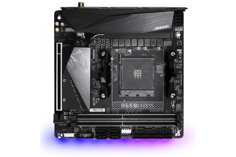 GIGABYTE B550I AORUS PRO AX carte mère AMD B550 DDR4 Emplacement AM4 mini ITX