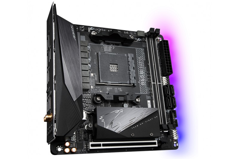 GIGABYTE B550I AORUS PRO AX carte mère AMD B550 DDR4 Emplacement AM4 mini ITX