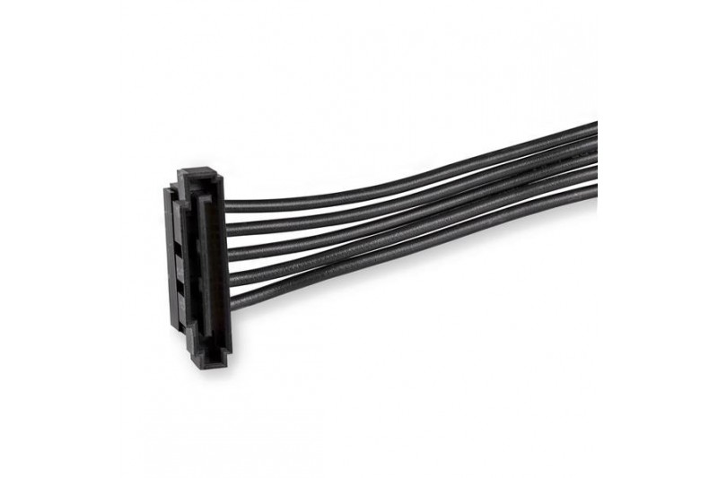 StarTech.com Multiprise 1x SATA M vers 4x SATA F 40cm *PYO4SATA* StarTech.com Multiprise 1x SATA M vers 4x SATA F 40cm *PYO4SATA*